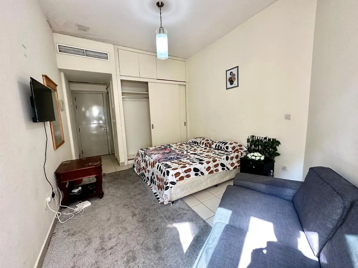 بيت ضيافة دبي The Center Residence